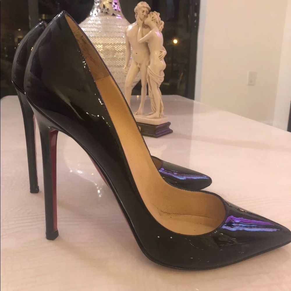 Christian Louboutin Pigalle Patent Black 38.5